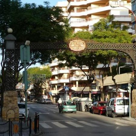 Ferienwohnung Apartamento A Un Paseo De La Playa Fuengirola Exterior foto