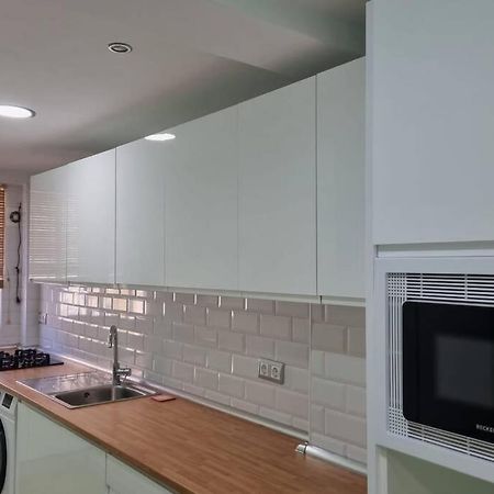 Ferienwohnung Apartamento A Un Paseo De La Playa Fuengirola Exterior foto