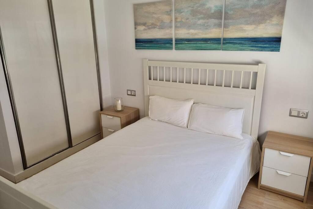 Ferienwohnung Apartamento A Un Paseo De La Playa Fuengirola Exterior foto